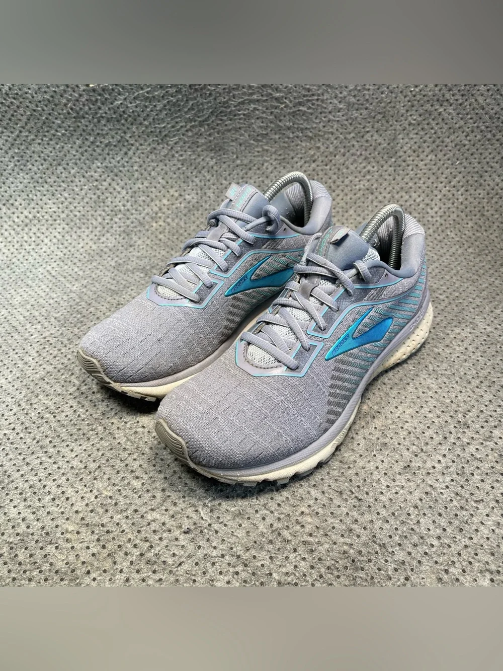 N/A brooks ghost
